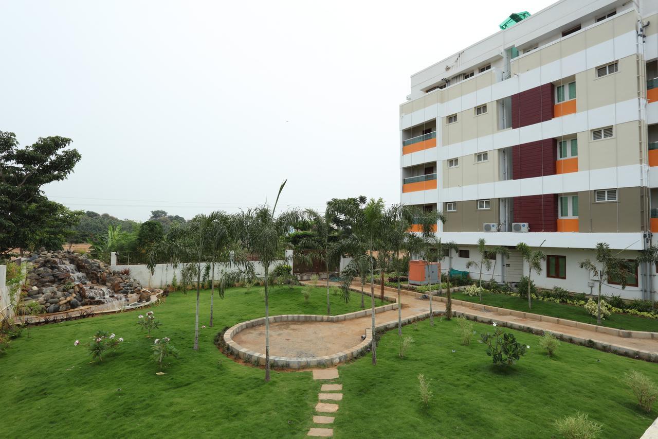 Hotel Green Palace Thanjavur Extérieur photo