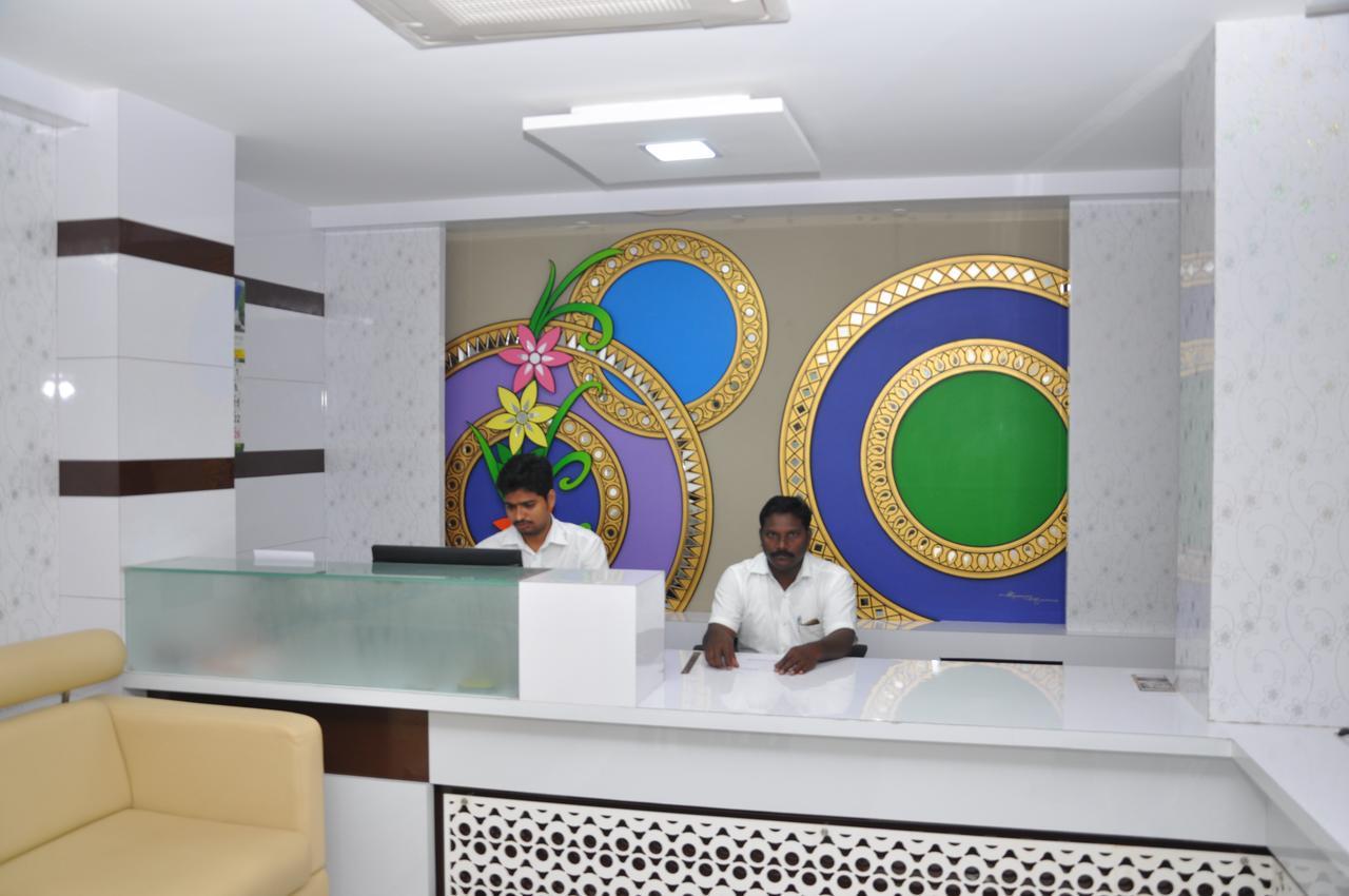 Hotel Green Palace Thanjavur Extérieur photo