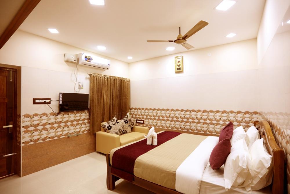 Hotel Green Palace Thanjavur Extérieur photo